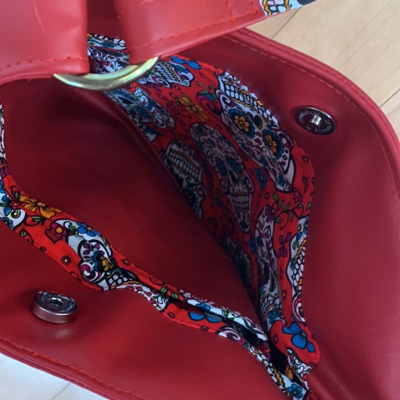 New no tag sugar skull purse - Picture 4 of 4